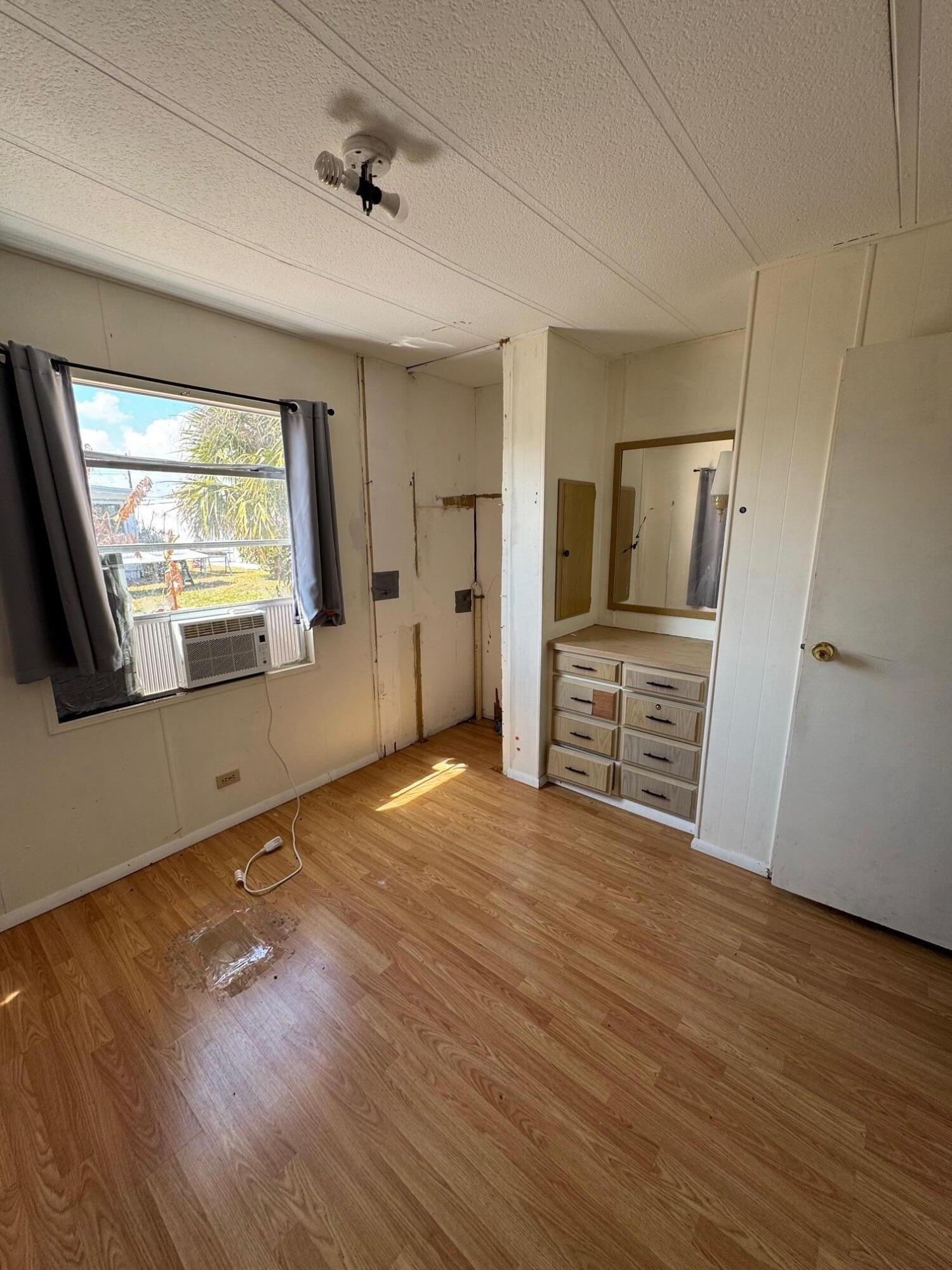 RIDGEWAY - Residential