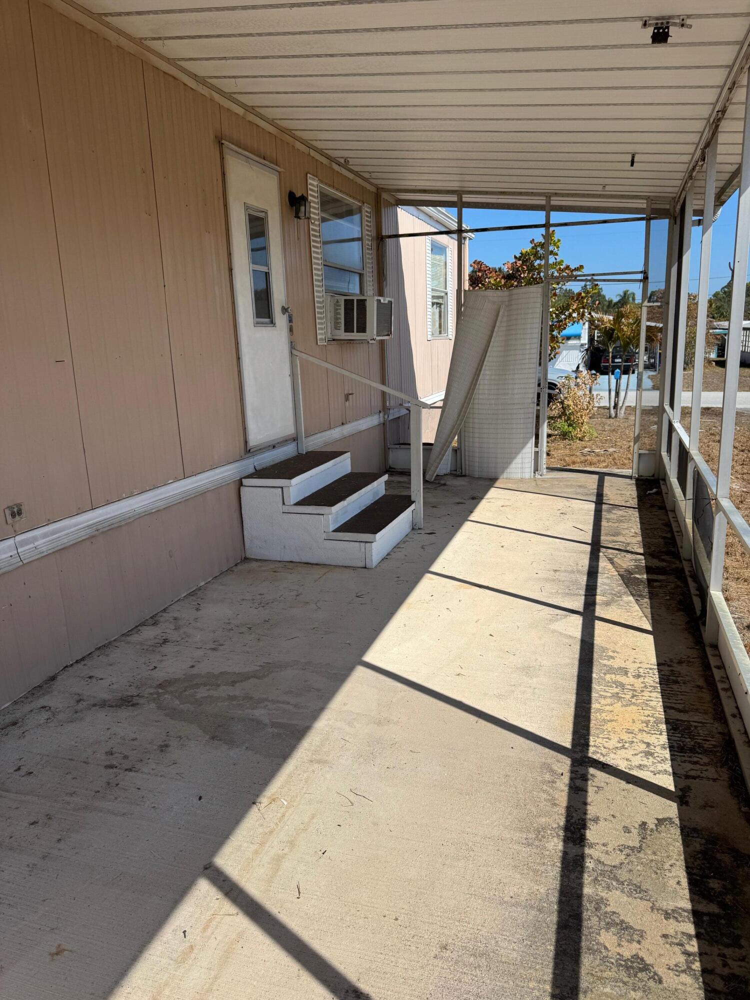 RIDGEWAY - Residential