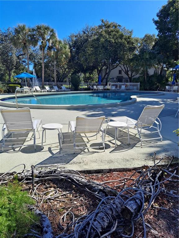 Lakes of Oakland Forest - Residential