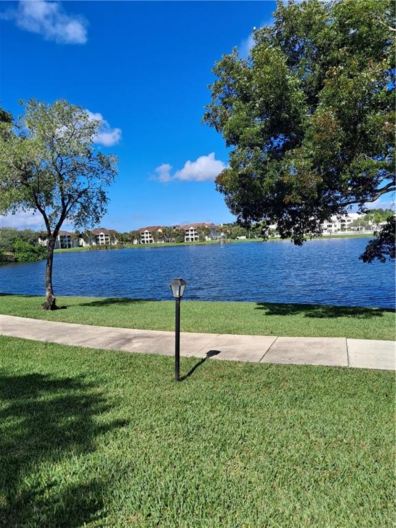 Lakes of Oakland Forest - Residential