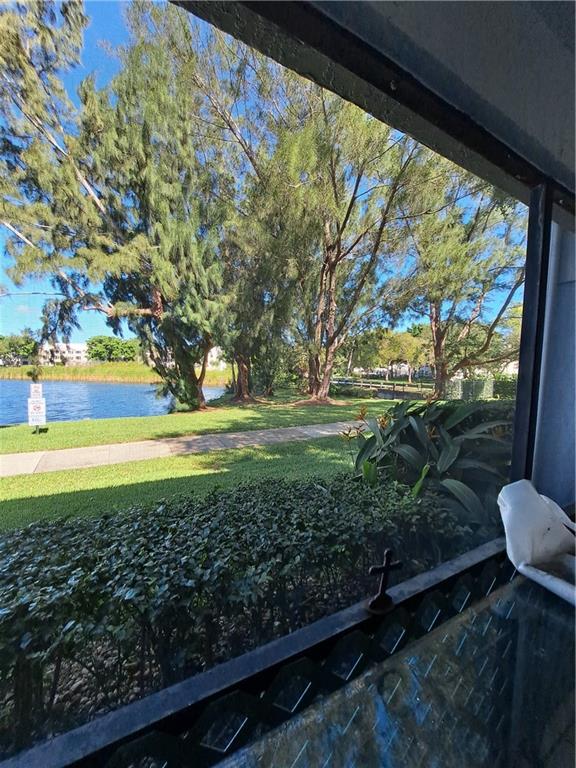 Lakes of Oakland Forest - Residential