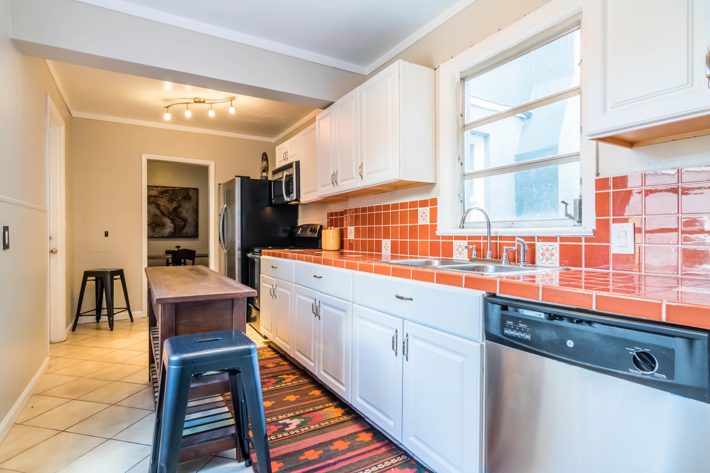 NORTH SHORE TERRACE 1 - Residential