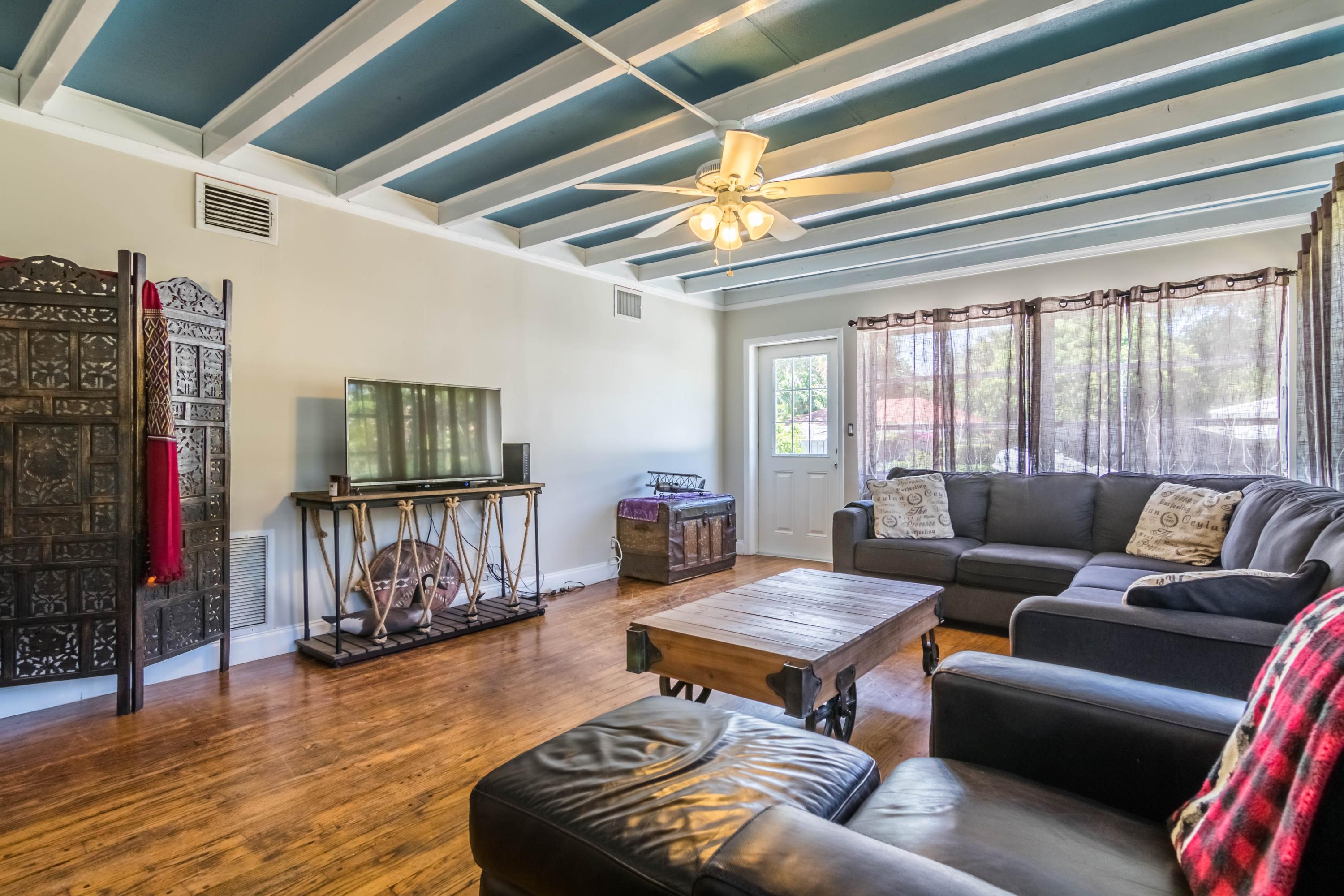 NORTH SHORE TERRACE 1 - Residential