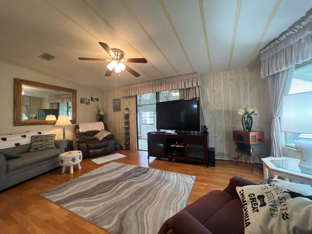 MARALAGO CAY - Residential