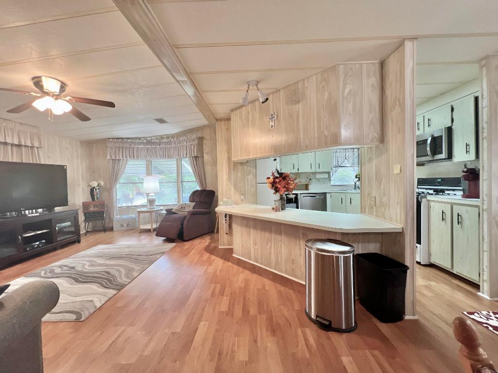 MARALAGO CAY - Residential