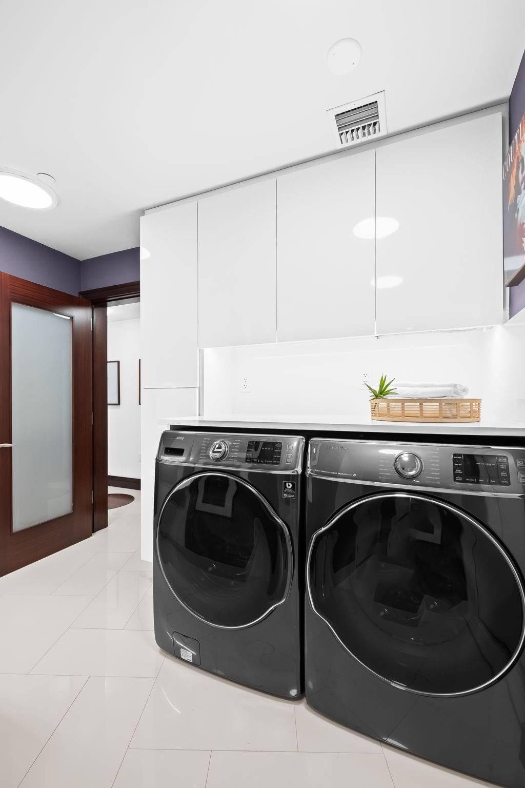 MERIDIAN - Residential