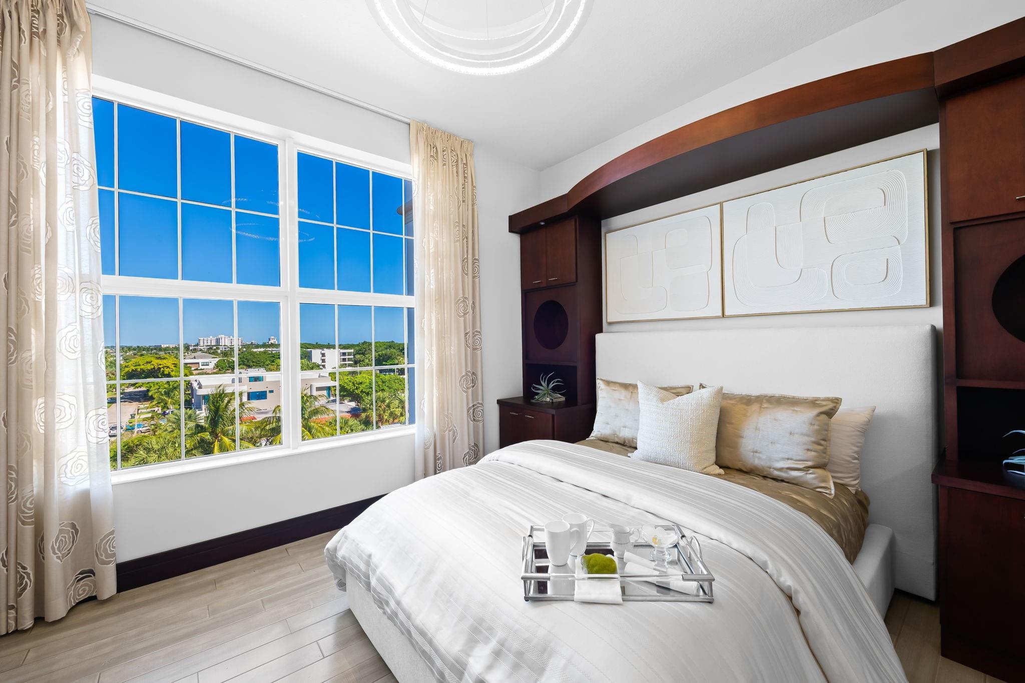 MERIDIAN - Residential