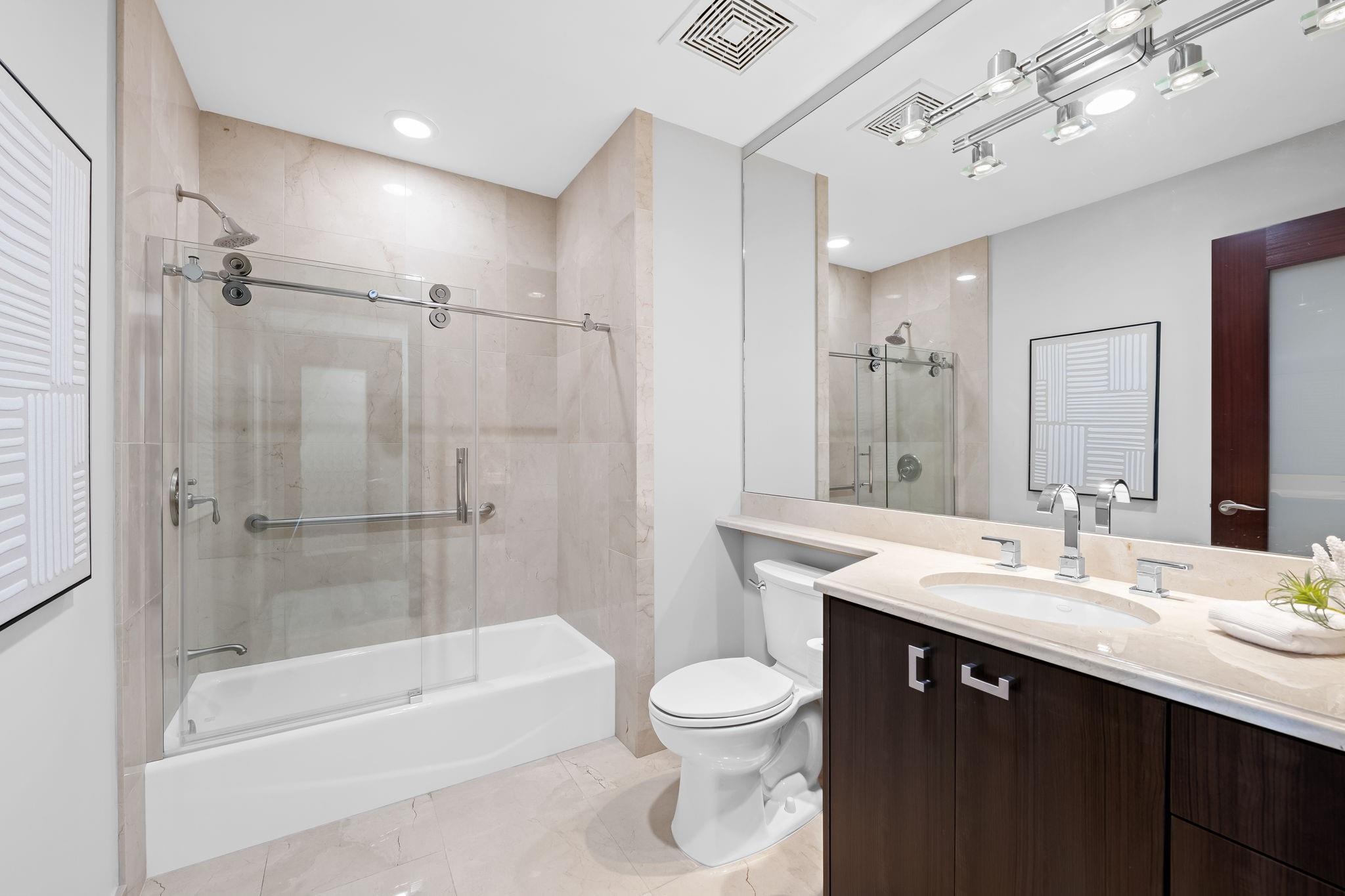 MERIDIAN - Residential