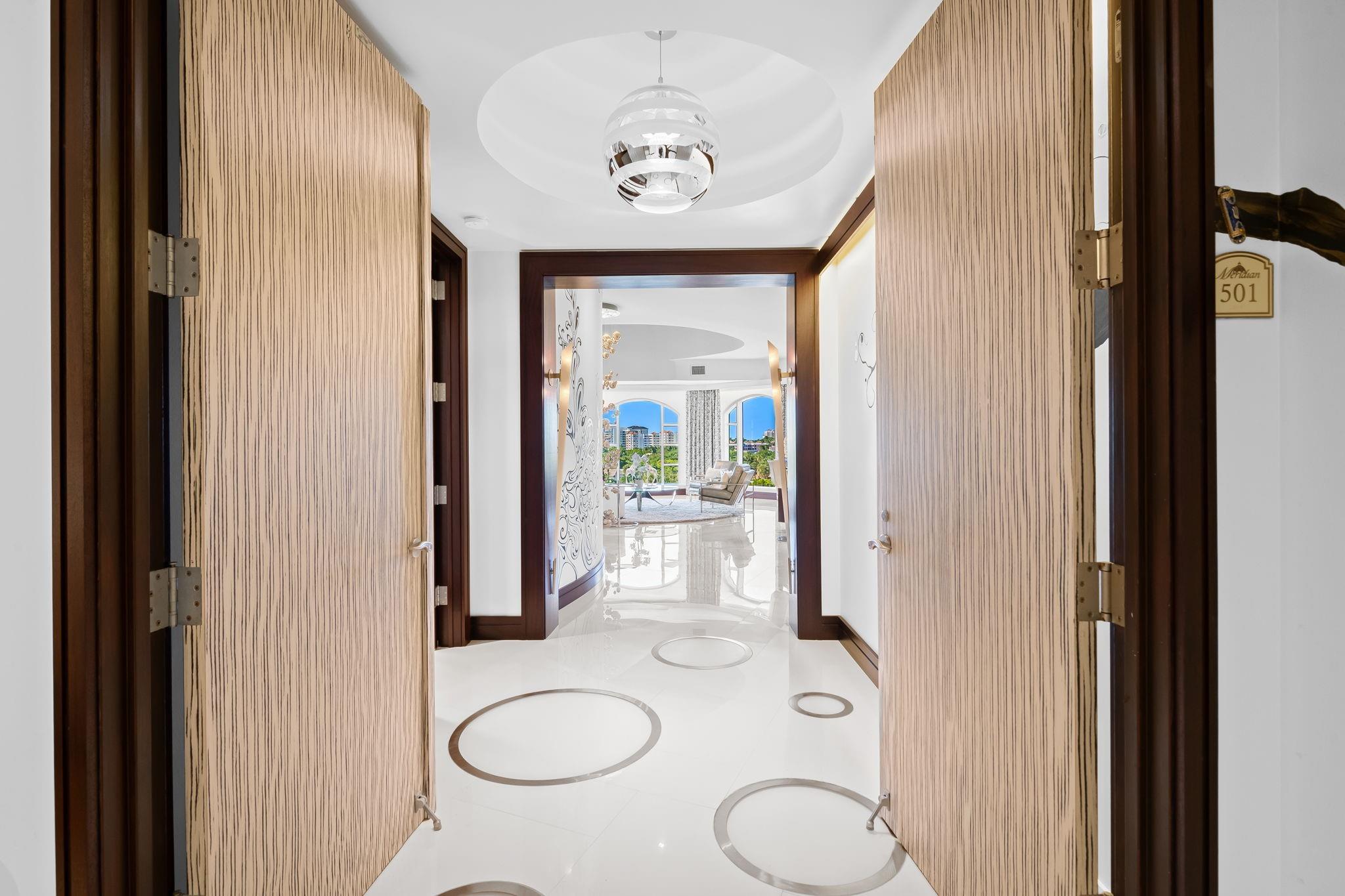 MERIDIAN - Residential