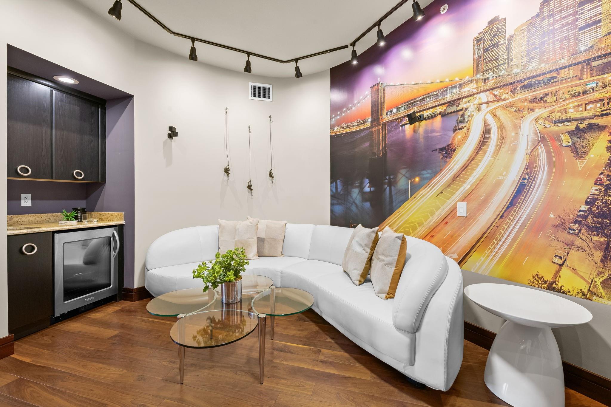 MERIDIAN - Residential