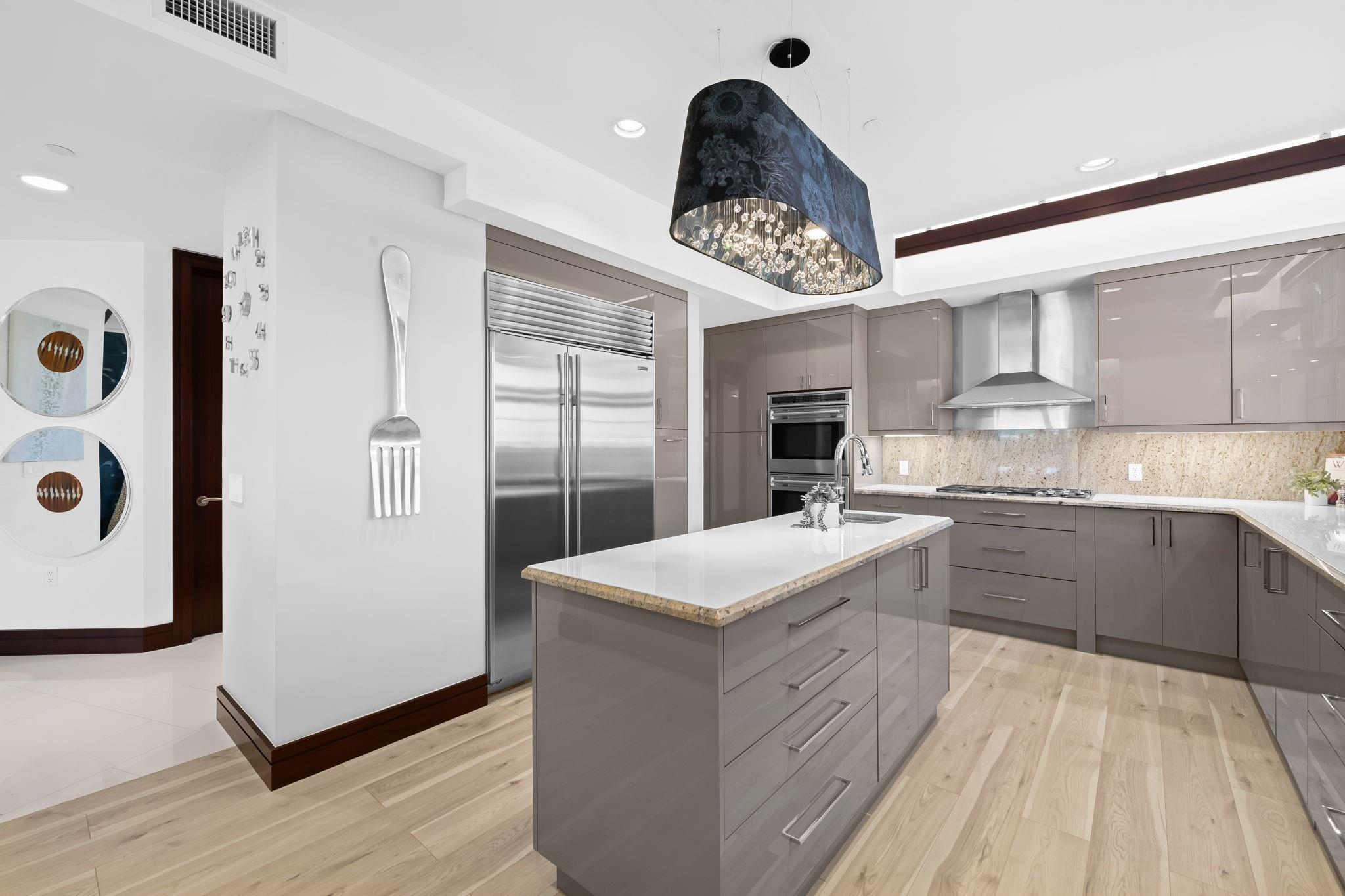 MERIDIAN - Residential