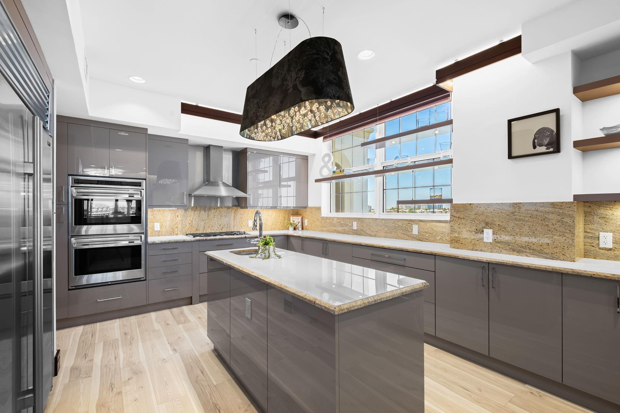 MERIDIAN - Residential