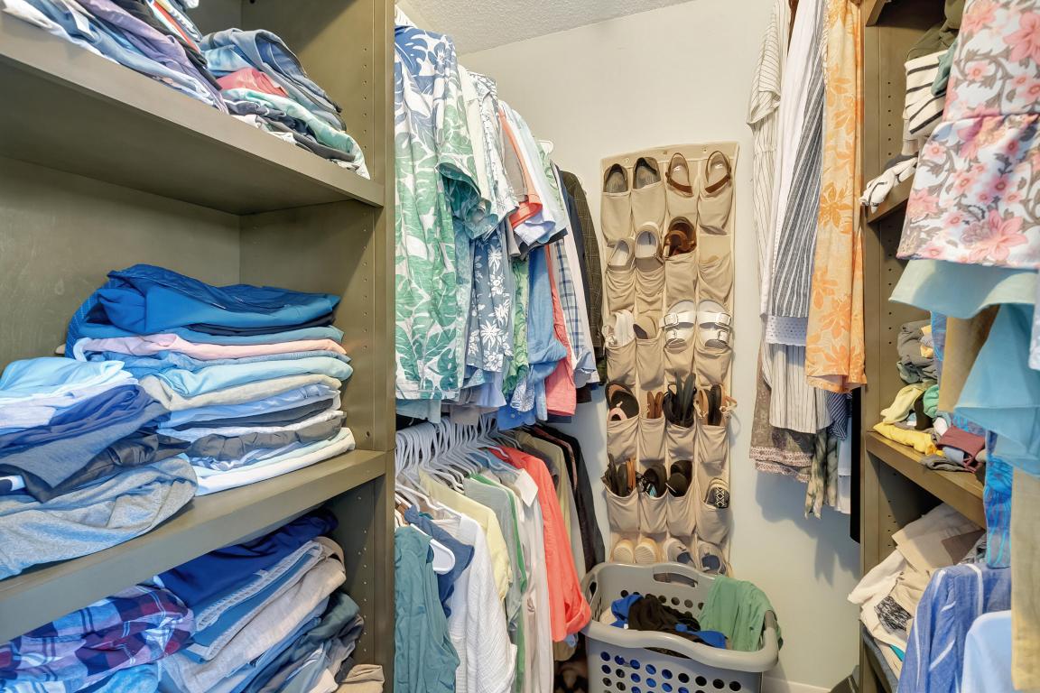 YACHT CLUB ON THE INTRACOASTAL - Residential