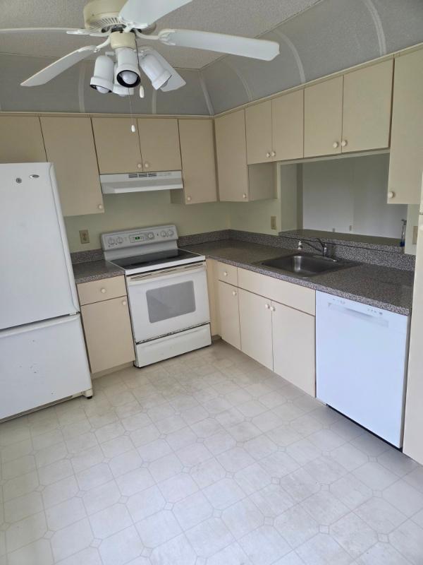 LUCERNE PARK CONDOS 1, 1A - Residential Lease