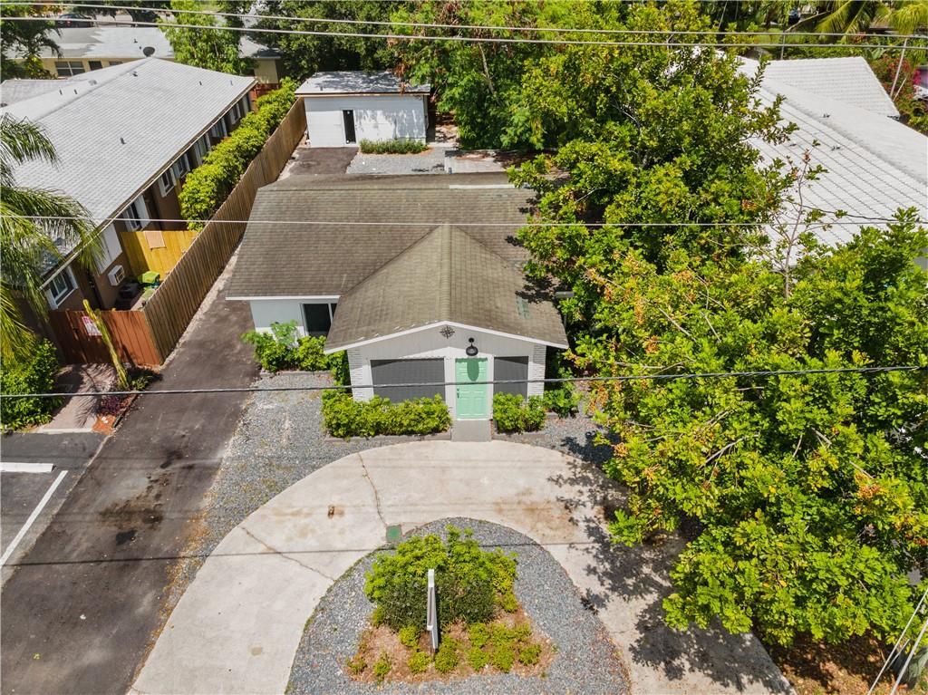 Photo of 1121 SW 15th Ave Ave, Fort Lauderdale, FL 33312 (MLS # F10339408)