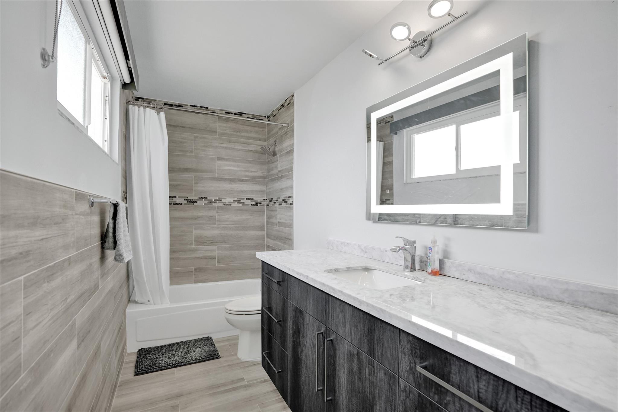 Crystal Key Pointe - Residential