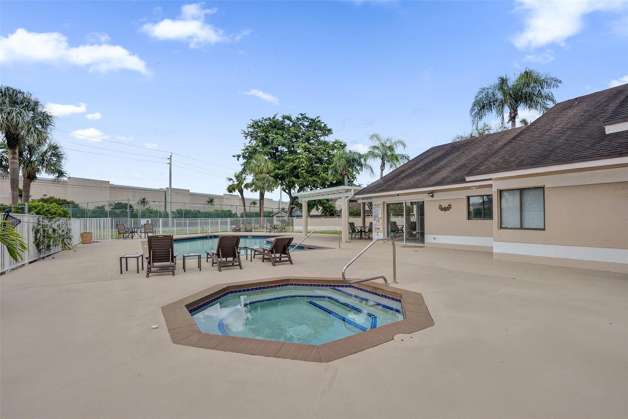 Crystal Key Pointe - Residential