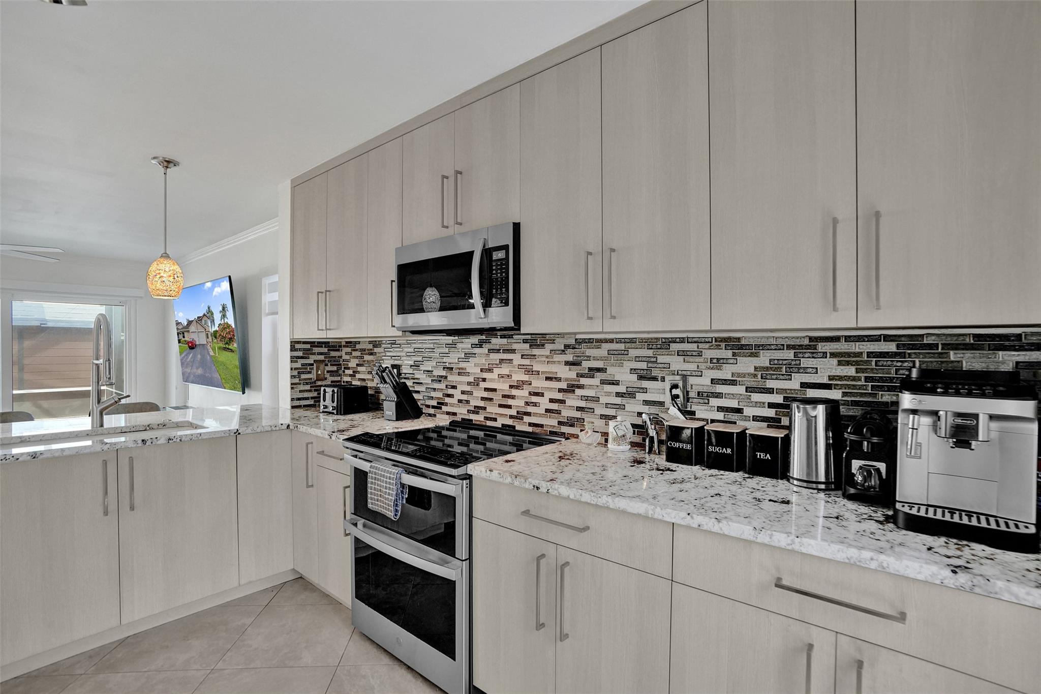 Crystal Key Pointe - Residential