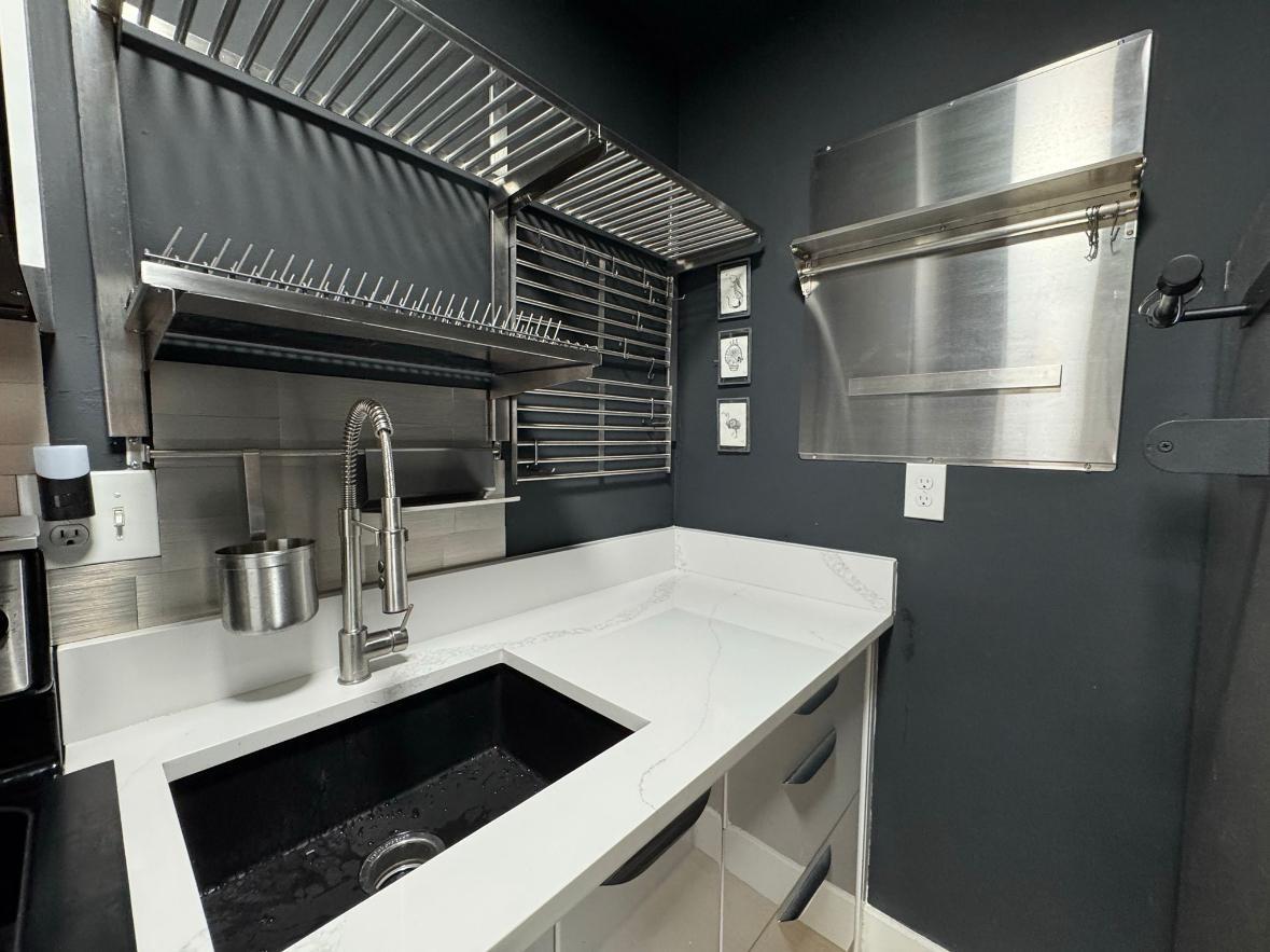 Golden Arrow Condo - Residential Lease