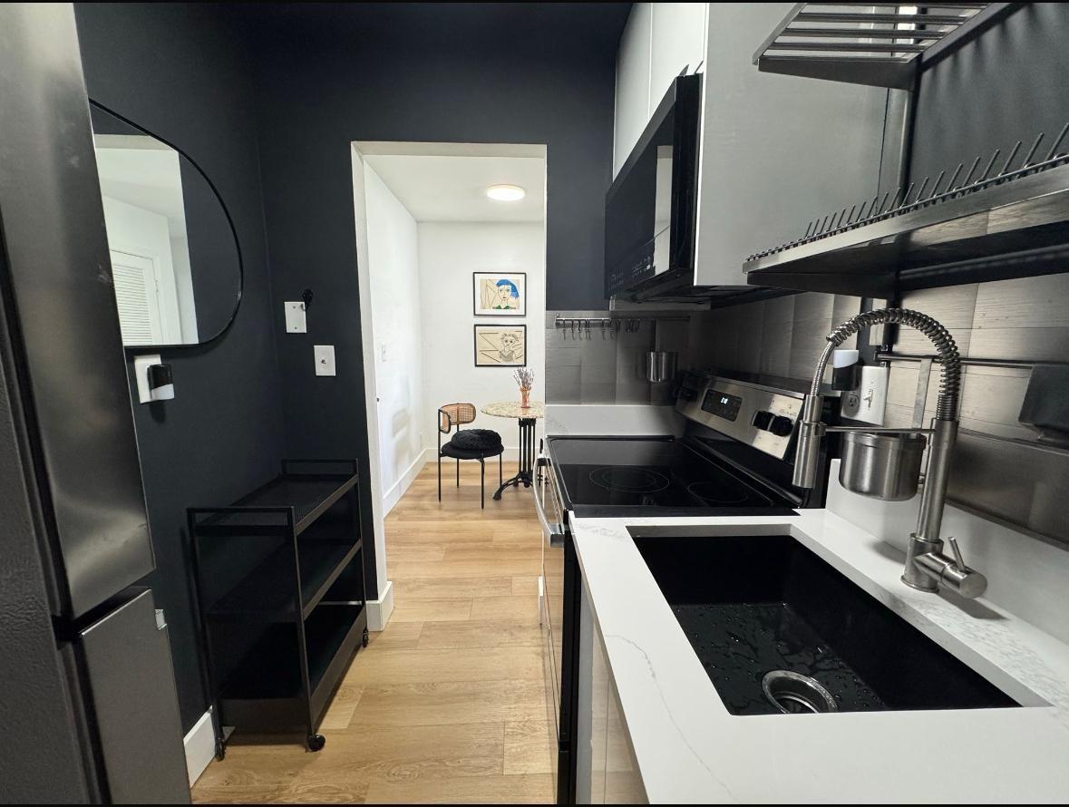 Golden Arrow Condo - Residential Lease