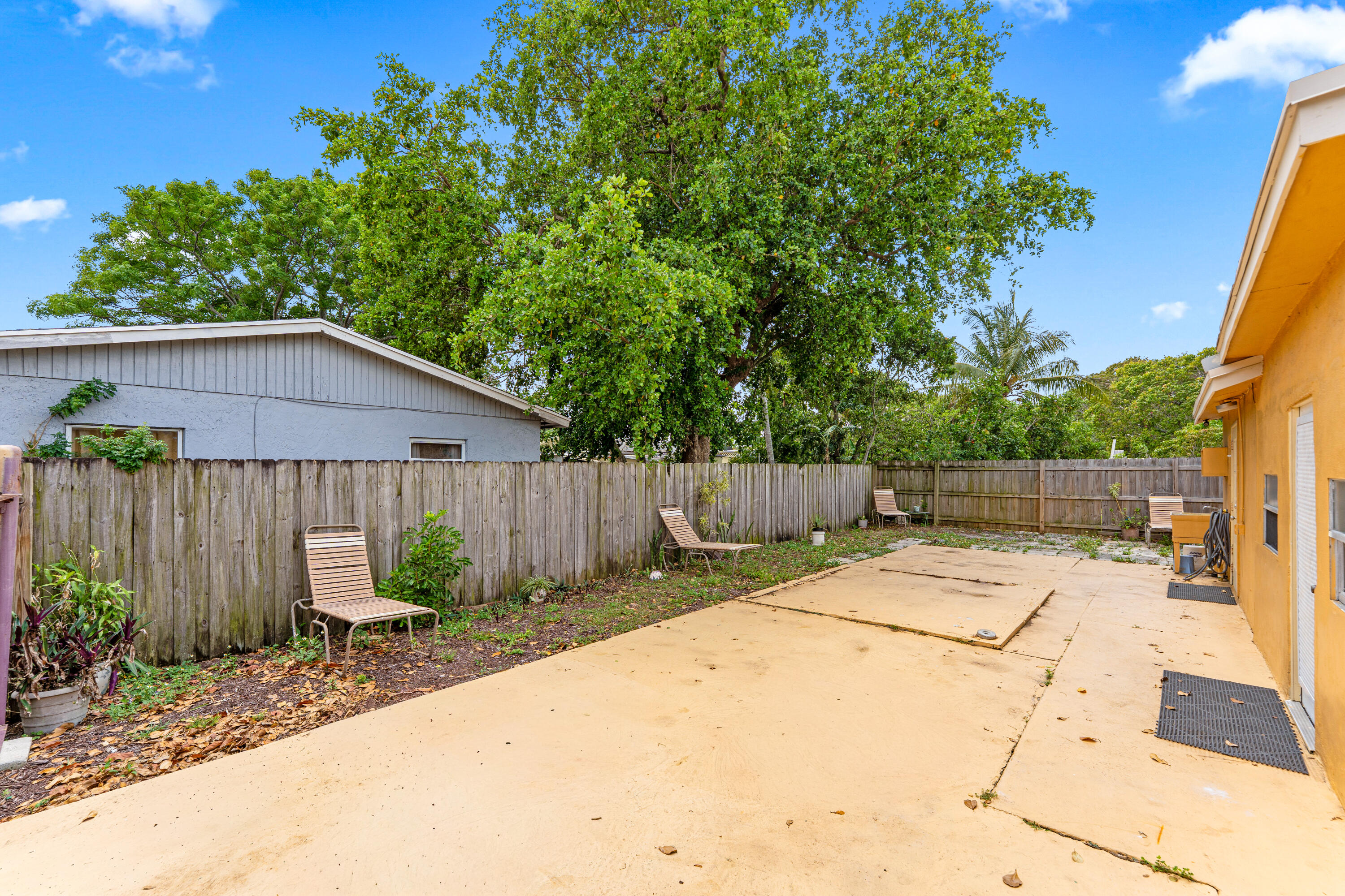 COMMONWEALTH PARK SEC 1 - Residential