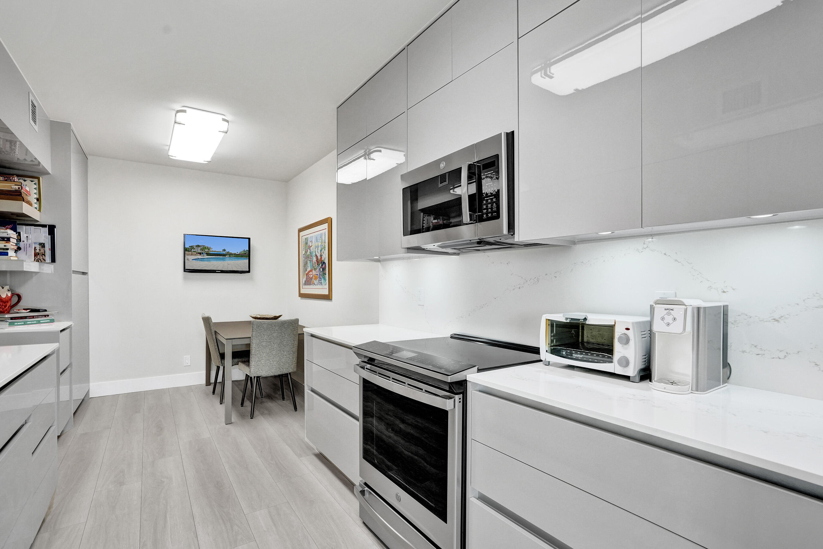 MAYFAIR OF BOCA RATON CONDO - Residential