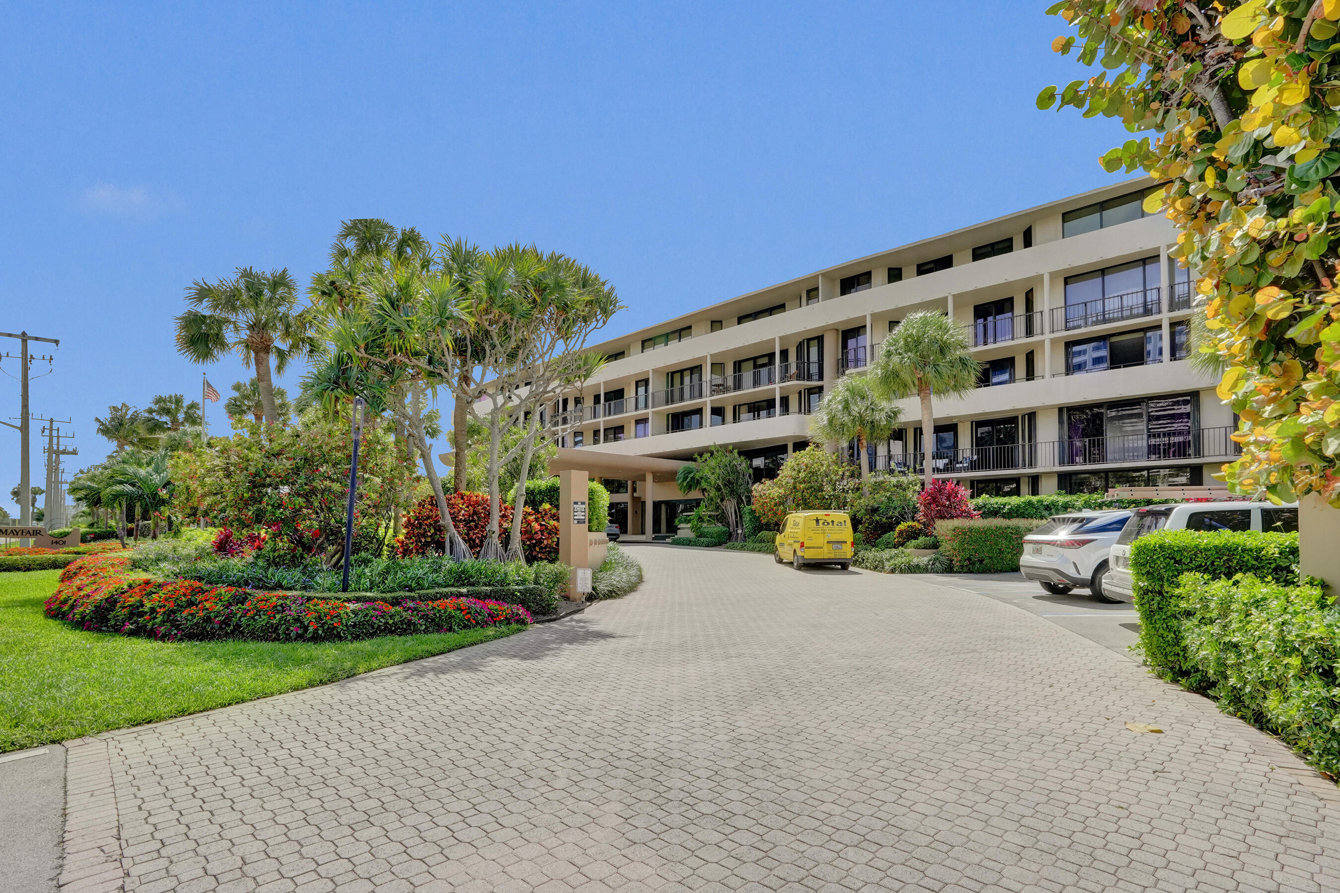 MAYFAIR OF BOCA RATON CONDO - Residential