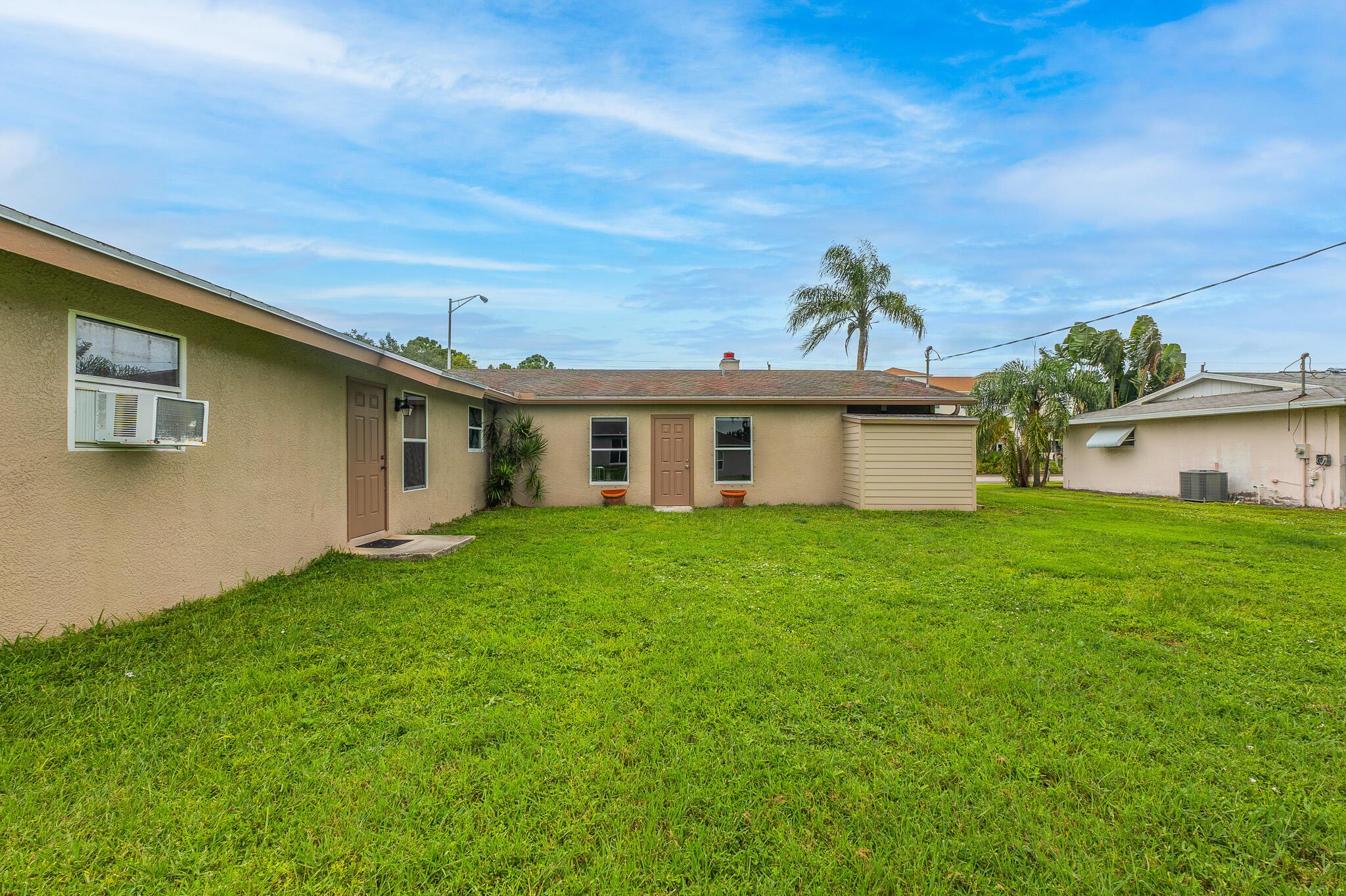 PORT ST LUCIE SECTION 27 - Residential