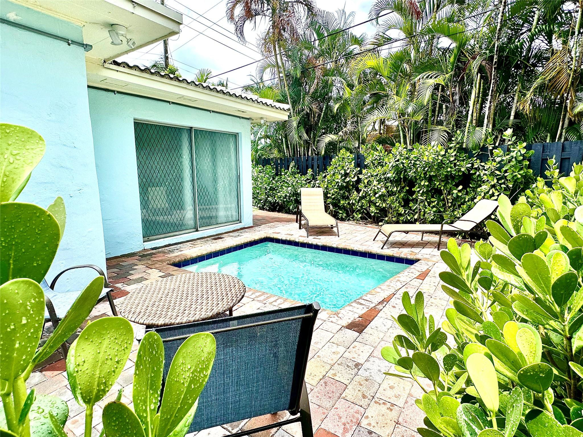 VICTORIA PARK CORR AMEN PLAT - Residential