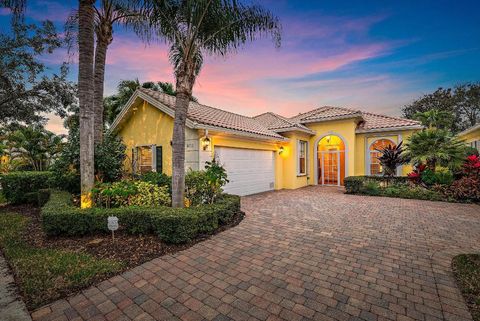 4702 Dovehill Drive Palm Beach Gardens FL 33418