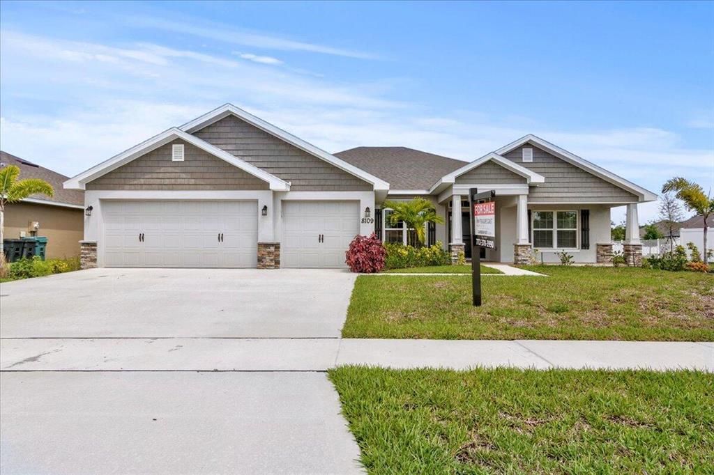 Photo of 8109 Amalfi Circle, Fort Pierce, FL 34951 (MLS # R10884737)