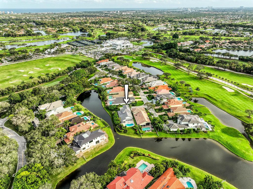 Photo of 13615 Verde Way, Palm Beach Gardens, FL 33410 (MLS # R11149235)