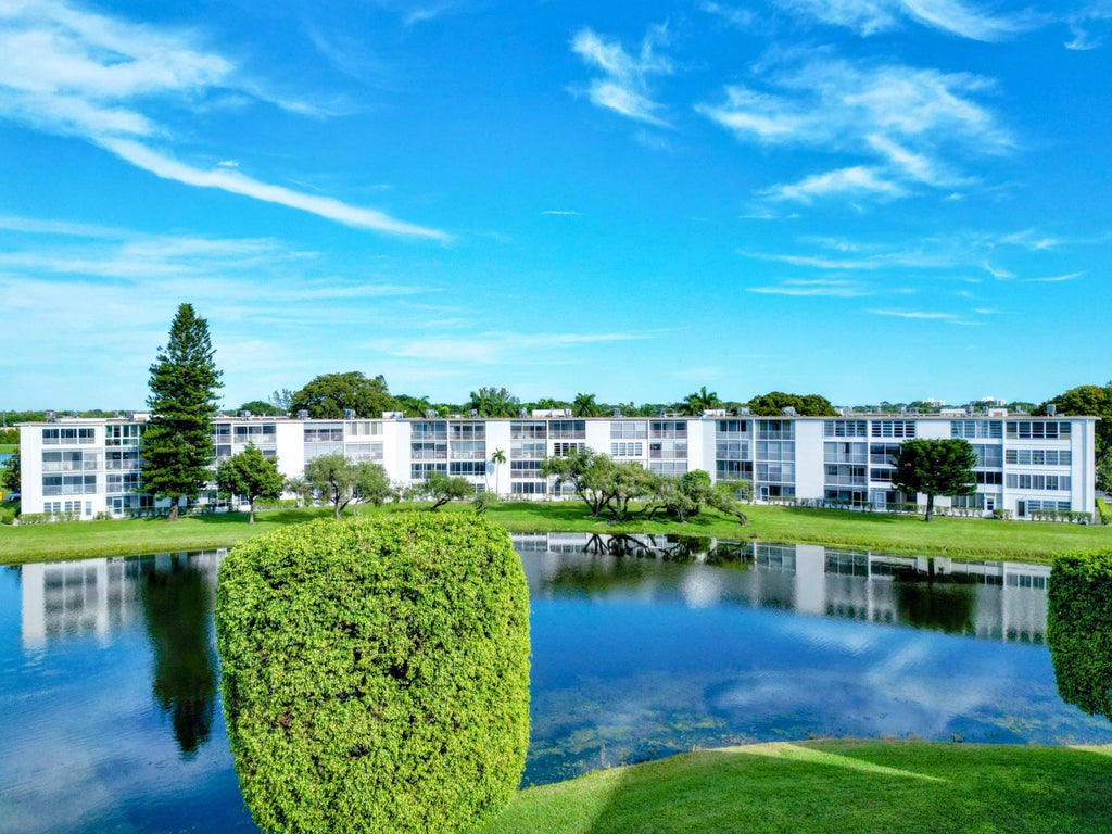 Photo of 1031 HYTHE B, Boca Raton, FL 33434 (MLS # B26092563)