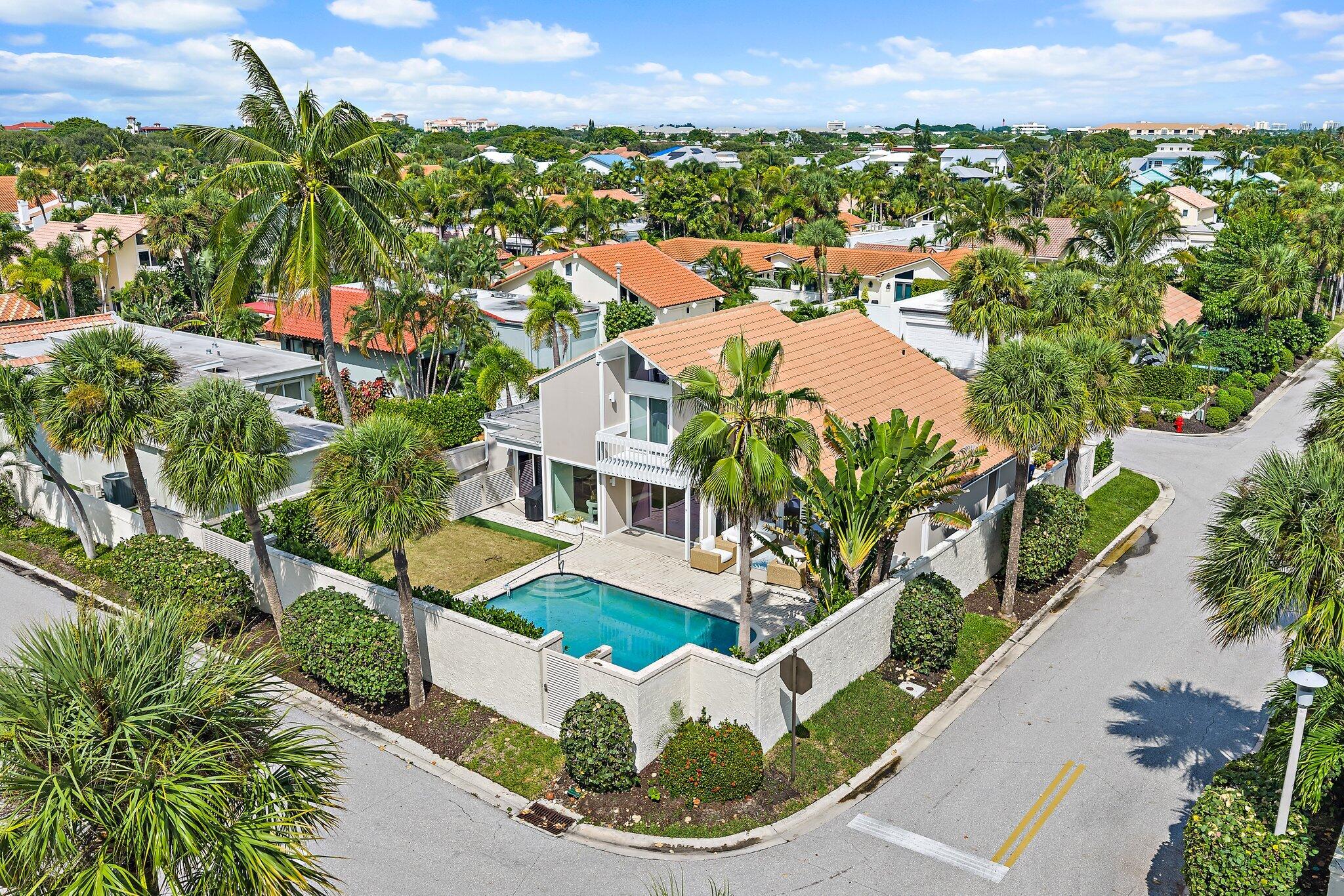 101 W Tarpon Lane