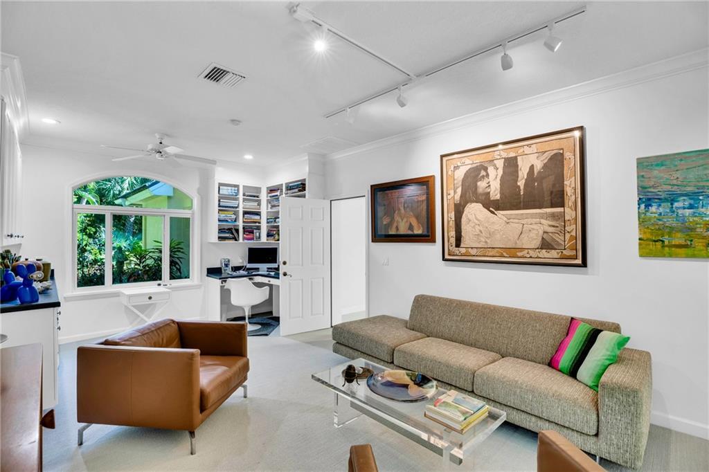 OCEAN PEARL II - Residential