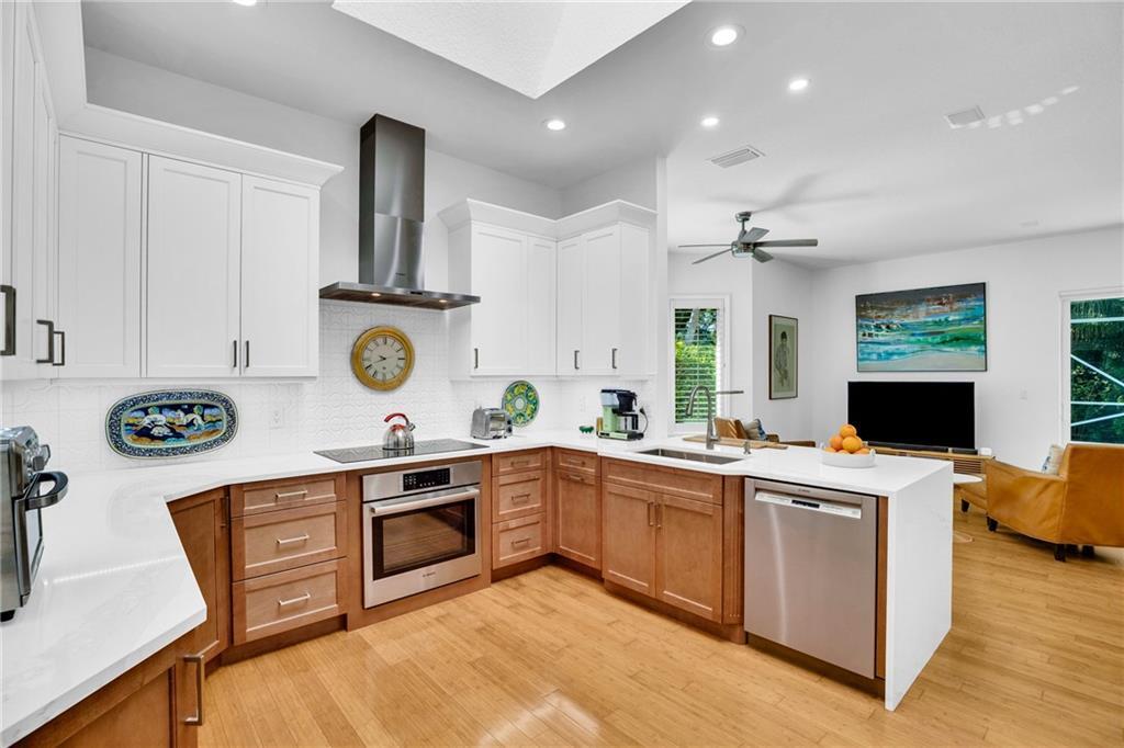 OCEAN PEARL II - Residential