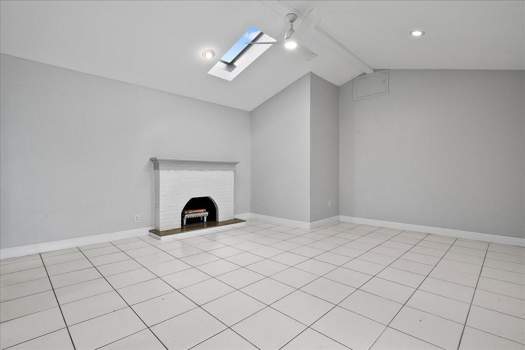 Photo of 201 E Palm Street #205, Lantana, FL 33462 (MLS # R11153531)