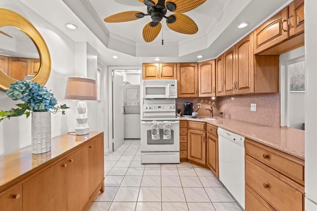 Photo of 6661 NW 2nd Avenue #402, Boca Raton, FL 33487 (MLS # R11054330)