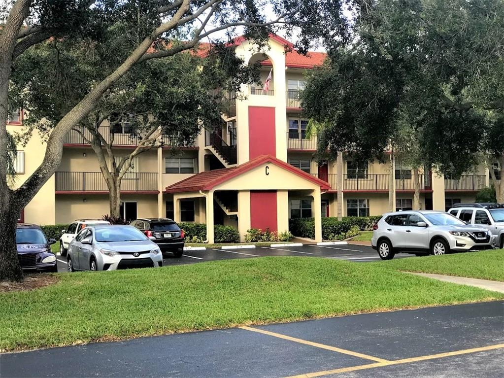 CAMBRIDGE AT CENTURY - Residential Lease