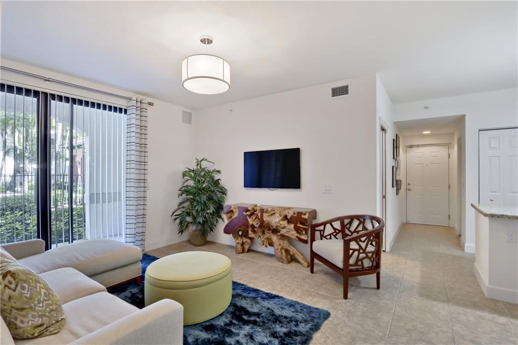 Amli Toscana - Residential Lease