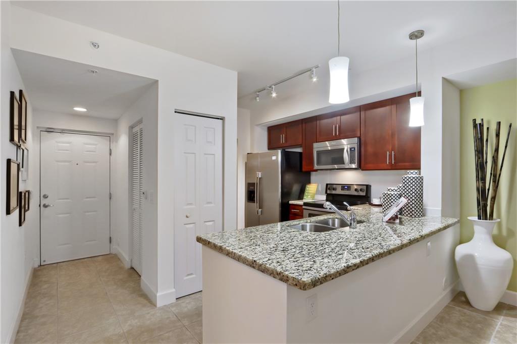 Amli Toscana - Residential Lease