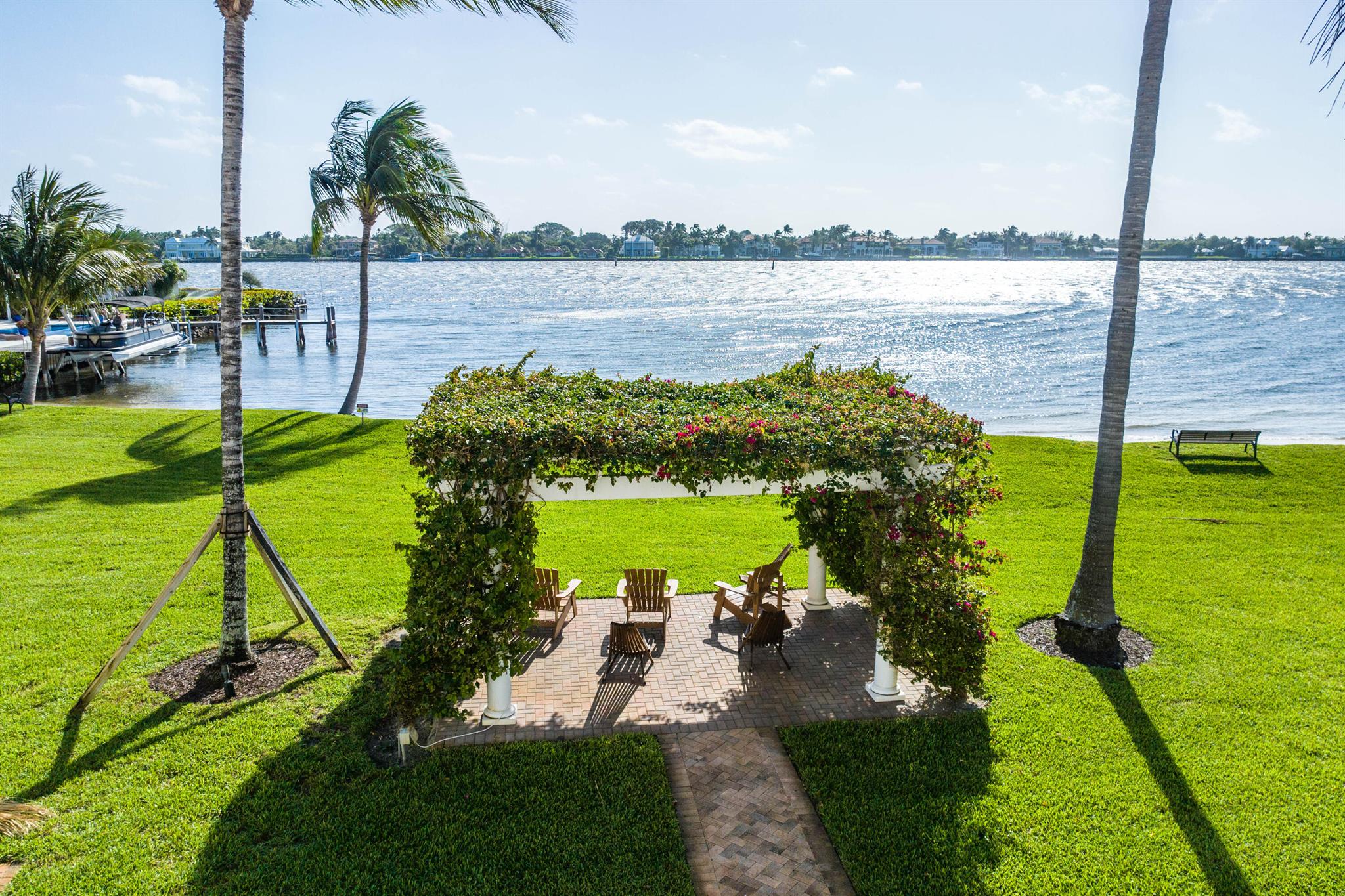 OCEAN CAY - Residential