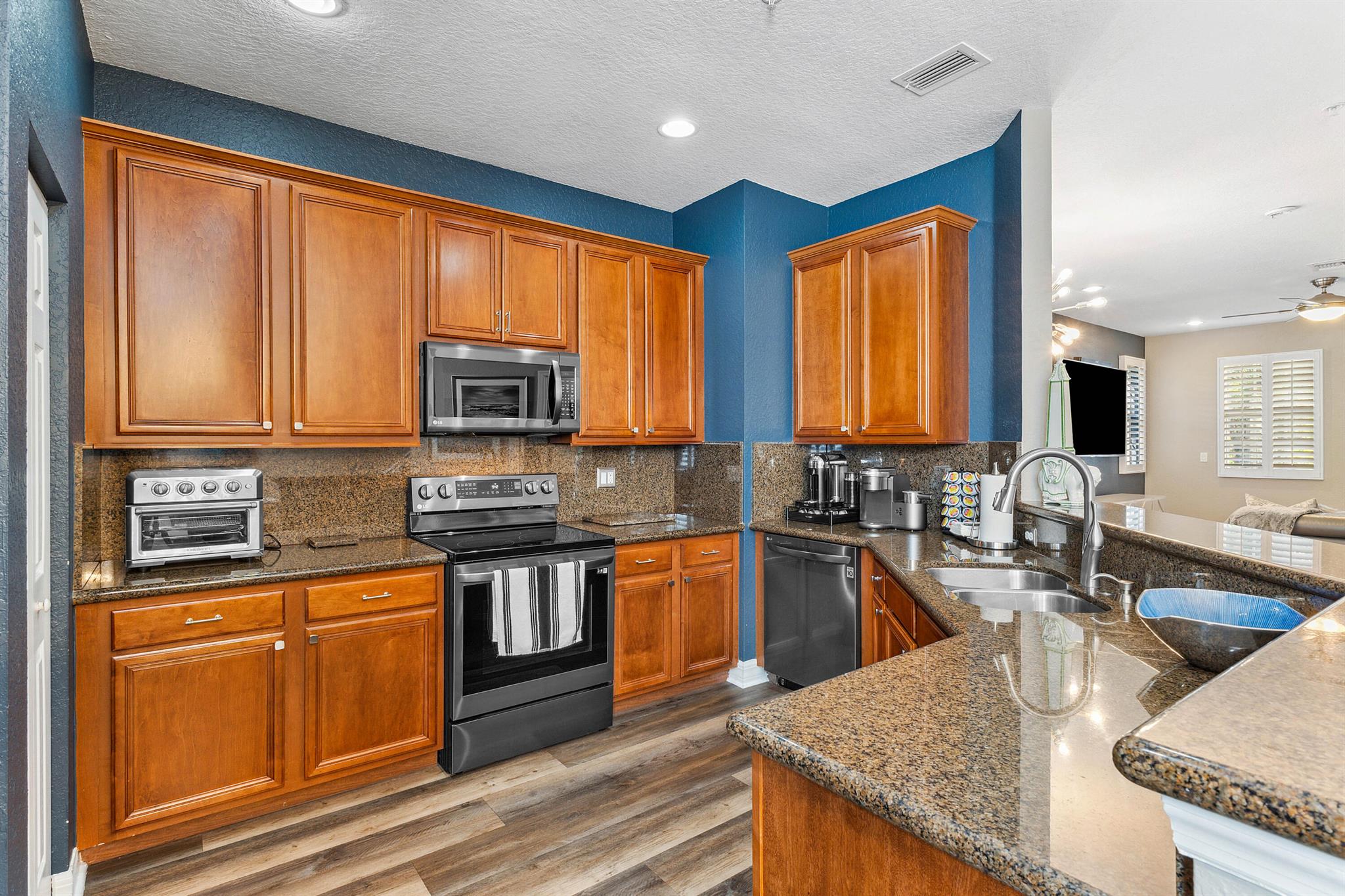 OCEAN CAY - Residential