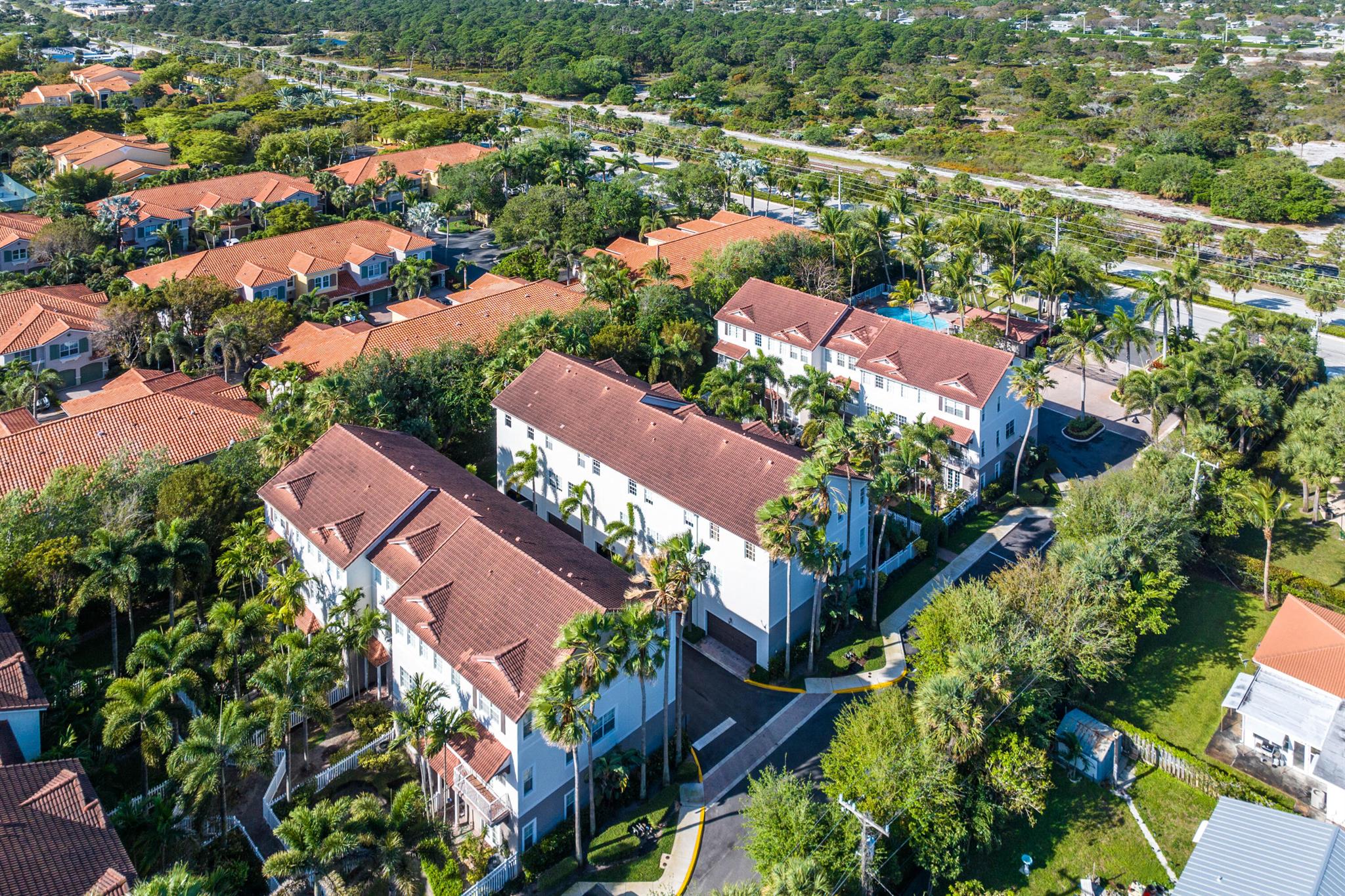 OCEAN CAY - Residential