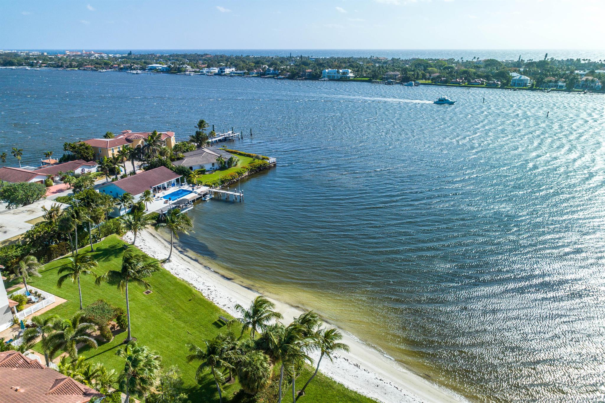 OCEAN CAY - Residential
