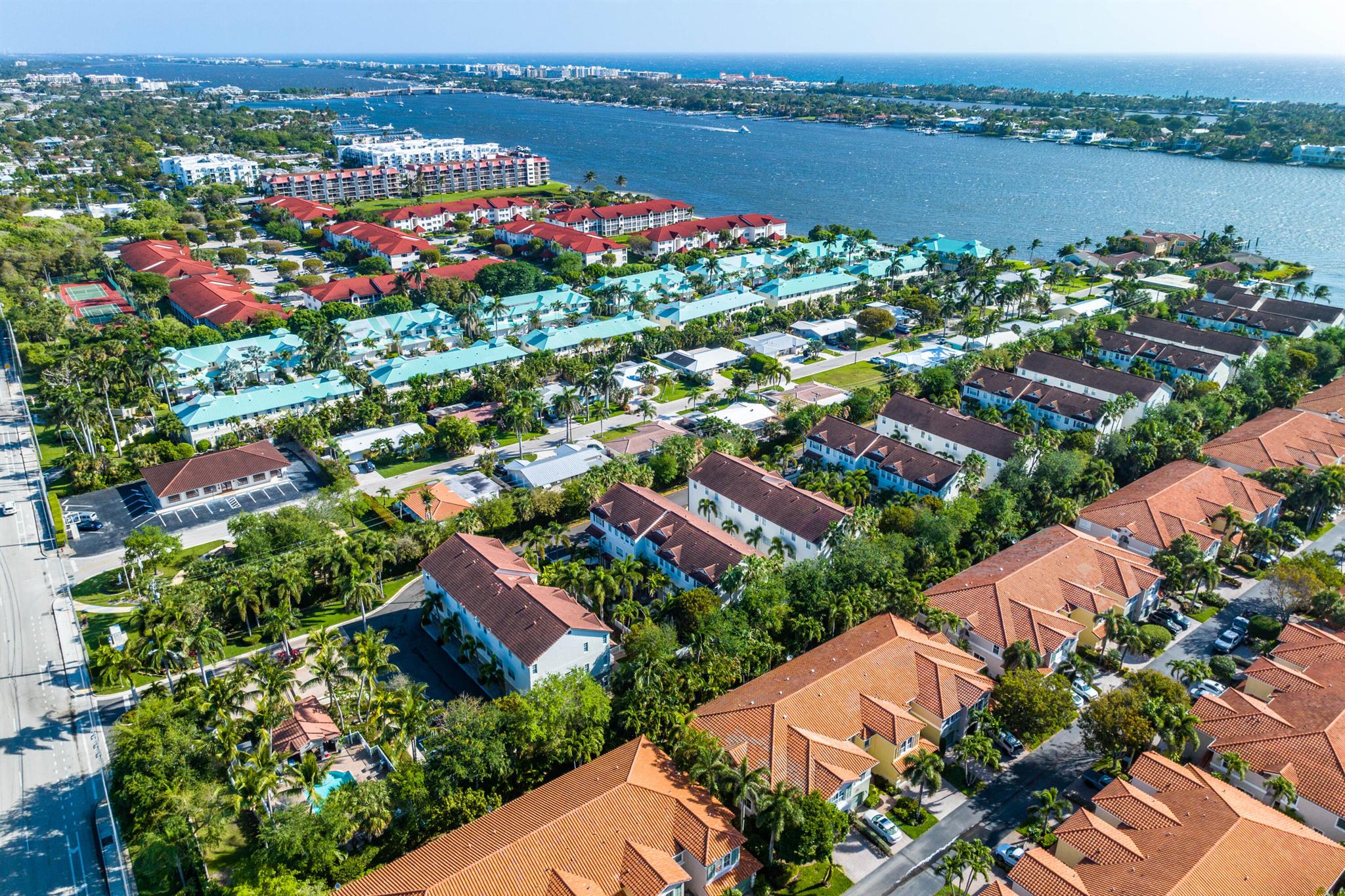 OCEAN CAY - Residential