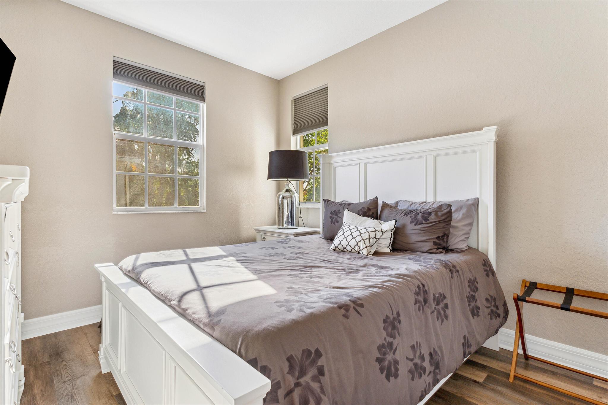 OCEAN CAY - Residential