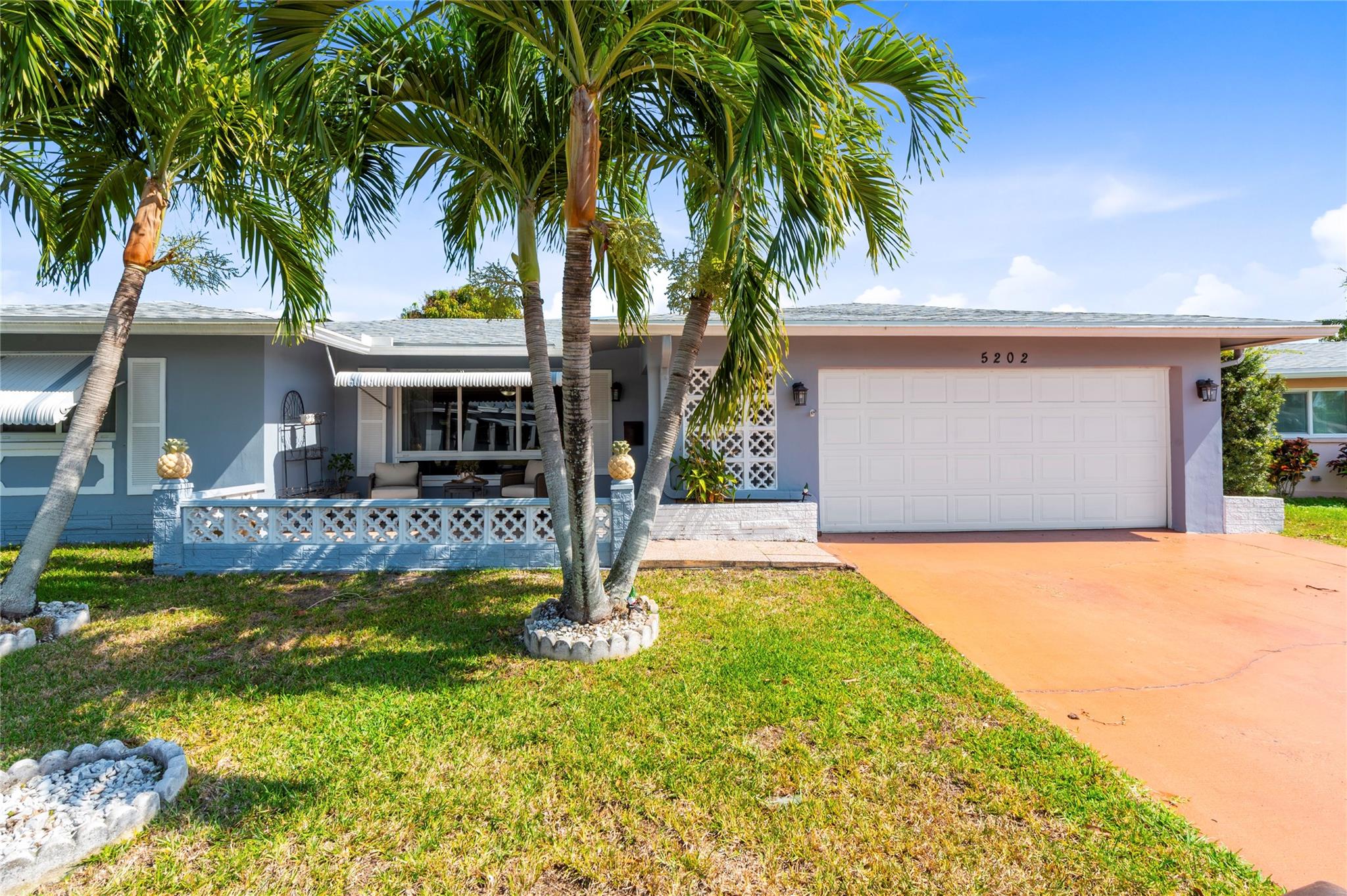 5202 NW 49th Ave