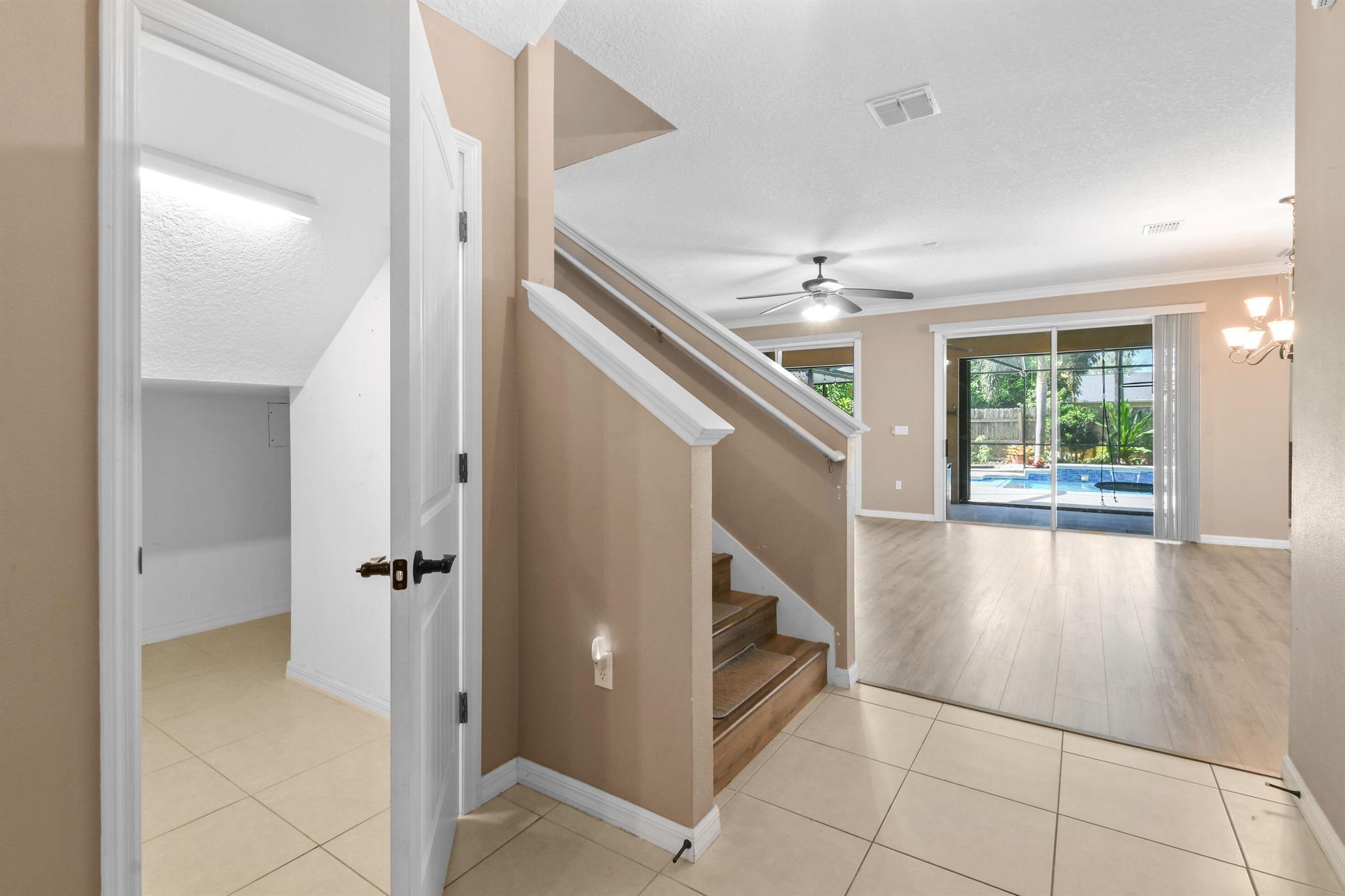 PORT ST LUCIE SECTION 19 - Residential