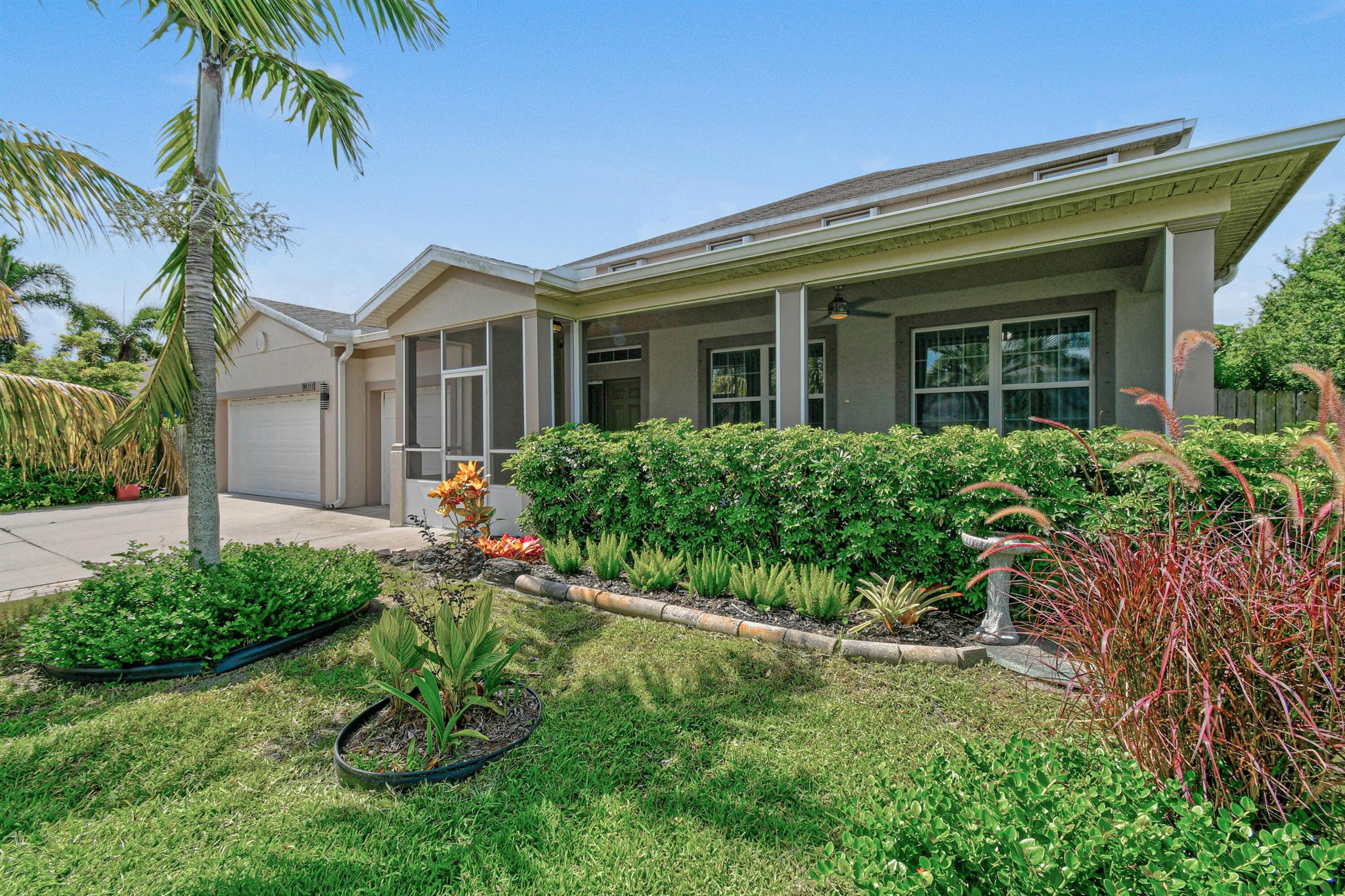 1842 SW Lofgren Avenue, Port St Lucie, FL, 34953/$779,900 3 1842 SW Lofgren Avenue